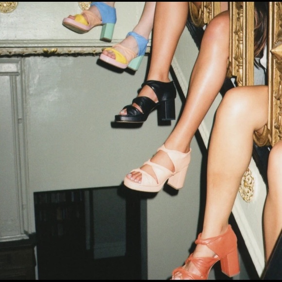 Samantha Pleet tabernacle heel! - Picture 2 of 8